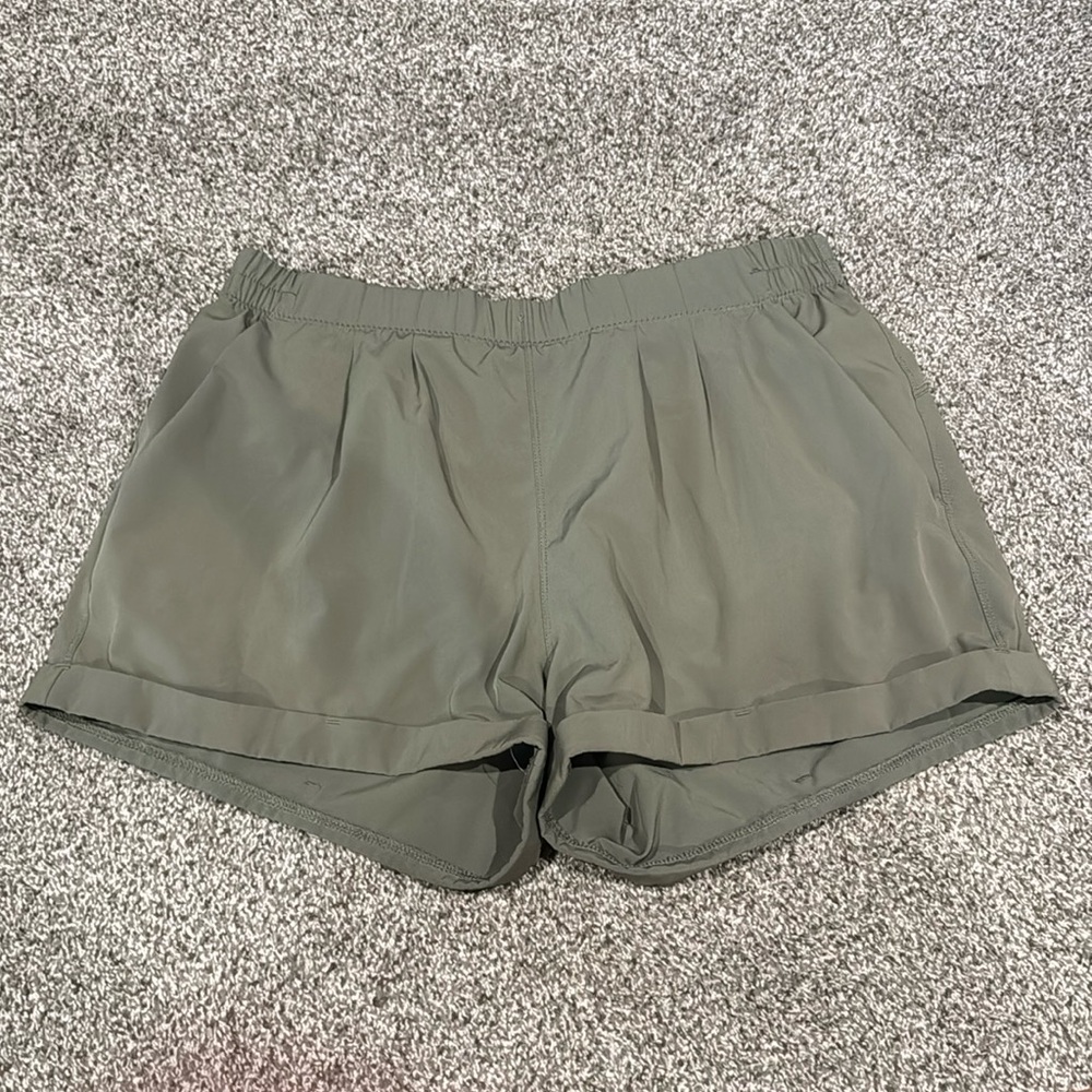 ZYIA. Olive Summer Shorts. Medium. Front ties are missing.
